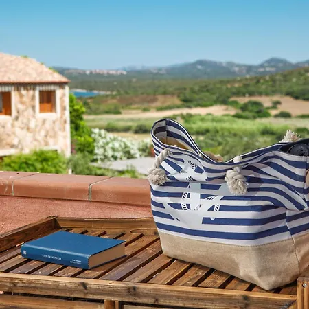 Leone Flat V 15' Palau, 30' Porto Cervo & Private Garden